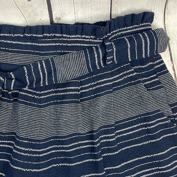 &merci Ruffle Elastic Waist Shorts - Picture 3 of 8